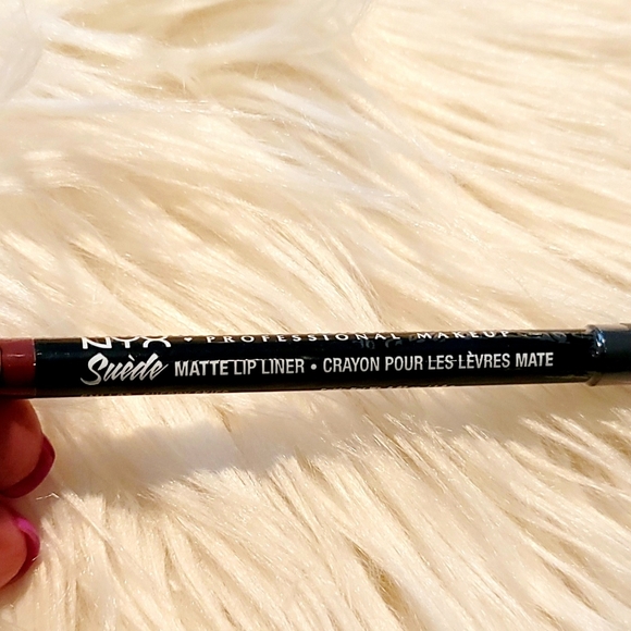 COPY - NYX Suede Matte Lipstick And Matching Lip Liner. NWOB Cherry Skies - Picture 5 of 5